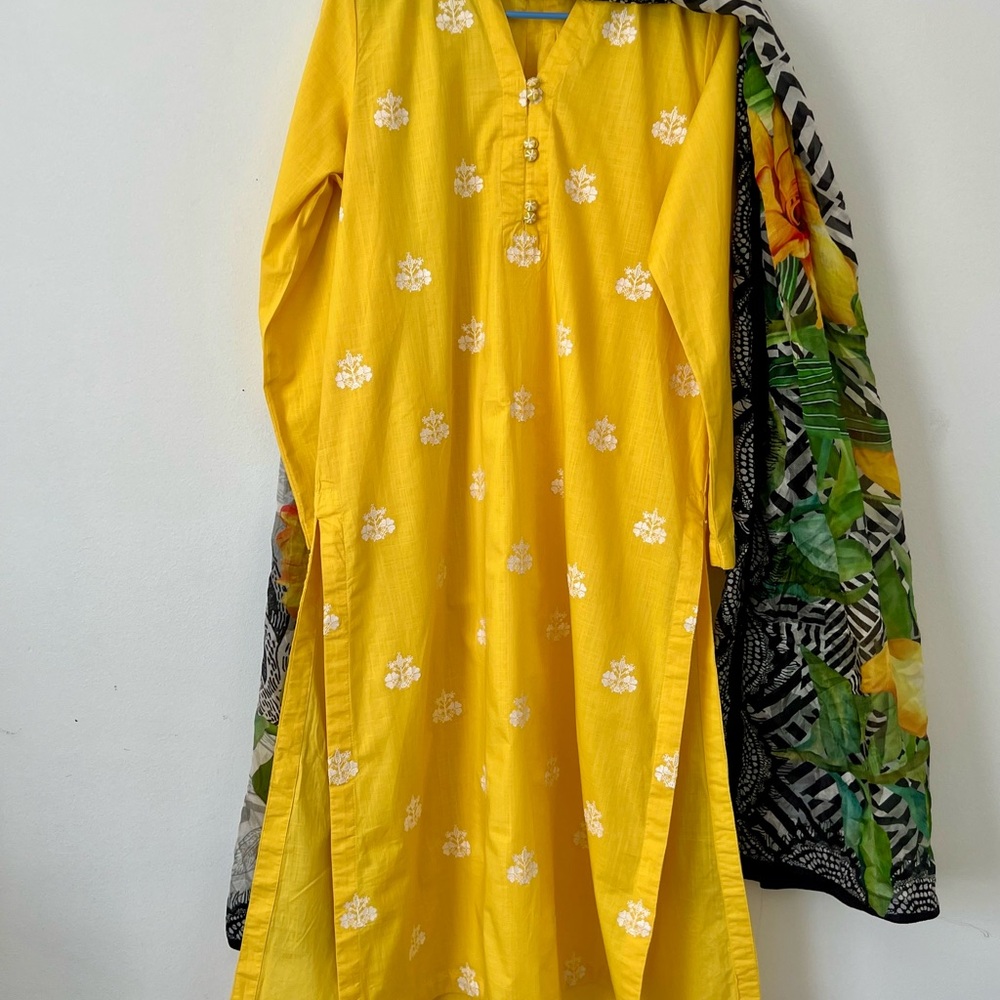 Yellow Floral Embroidered Kurta